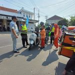 Jasa Raharja Samsat Kulon Progo Ikut Razia Hari Kelima Tertib Pajak di Depan Kelurahan Wates 