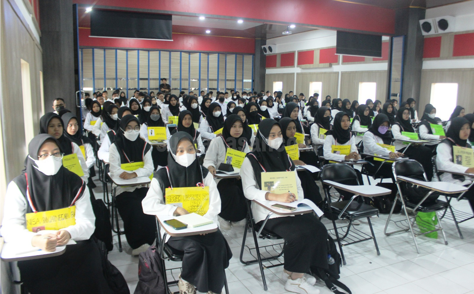 Dandim Kulon Progo Berikan Pembekalan Kepada Mahasiswa Baru IKIP PGRI Wates