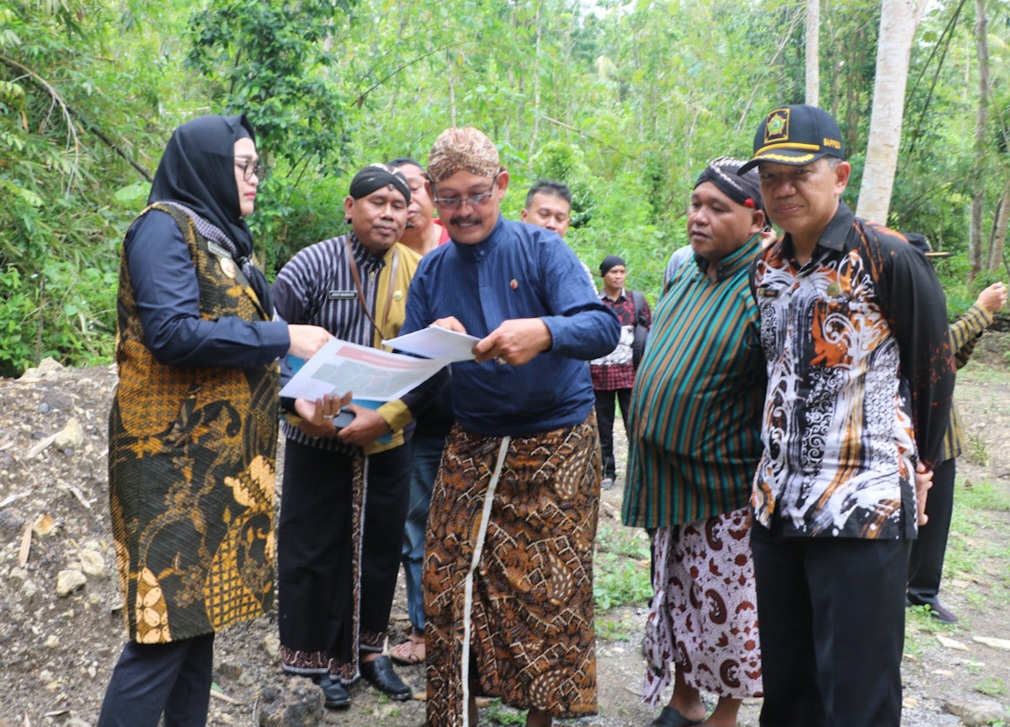 Geoheritage Bekas Tambang Mangaan Kliripan Potensi Wisata Unggulan Kulon Progo