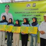 Bupati Kulon Progo Pantau Pembayaran THR Pekerja, 928 Karyawan PT PPA Terima Rp2,3 Miliar WhatsApp Image 2026-03-11 at 19.39.09