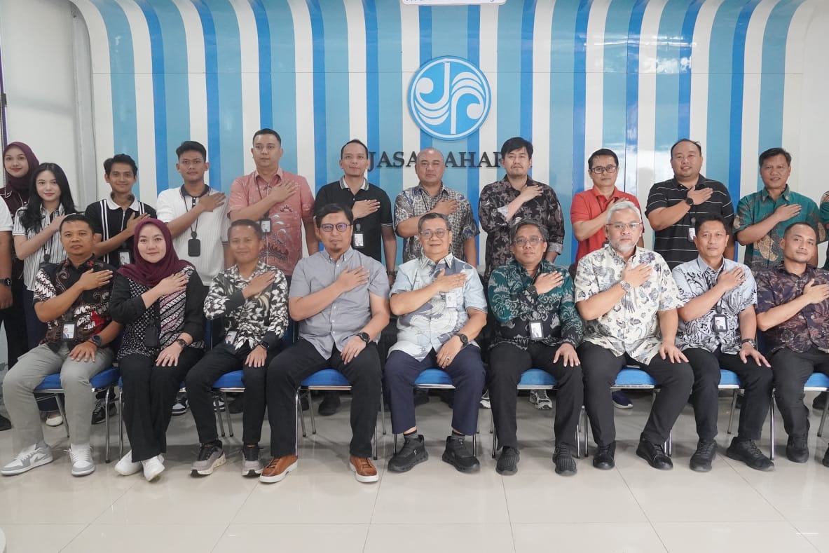 Tingkatkan Kualitas Pelayanan dan Pendapatan, Direktur Operasional Jasa Raharja Berikan Pembinaan di Lampung dan Tinjau Samsat Rajabasa